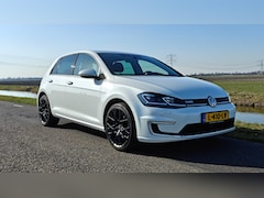 Volkswagen e-Golf - e-Golf ✅ eGolf | Lane Assist | ACC | Active info | 18" | Subsidie | Pareleffect wit | Garantie