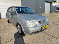 Kia Carens - 1.6-16V LX