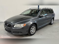 Volvo V70 - 2.5T Summum LEER / YOUNGTIMER / XENON