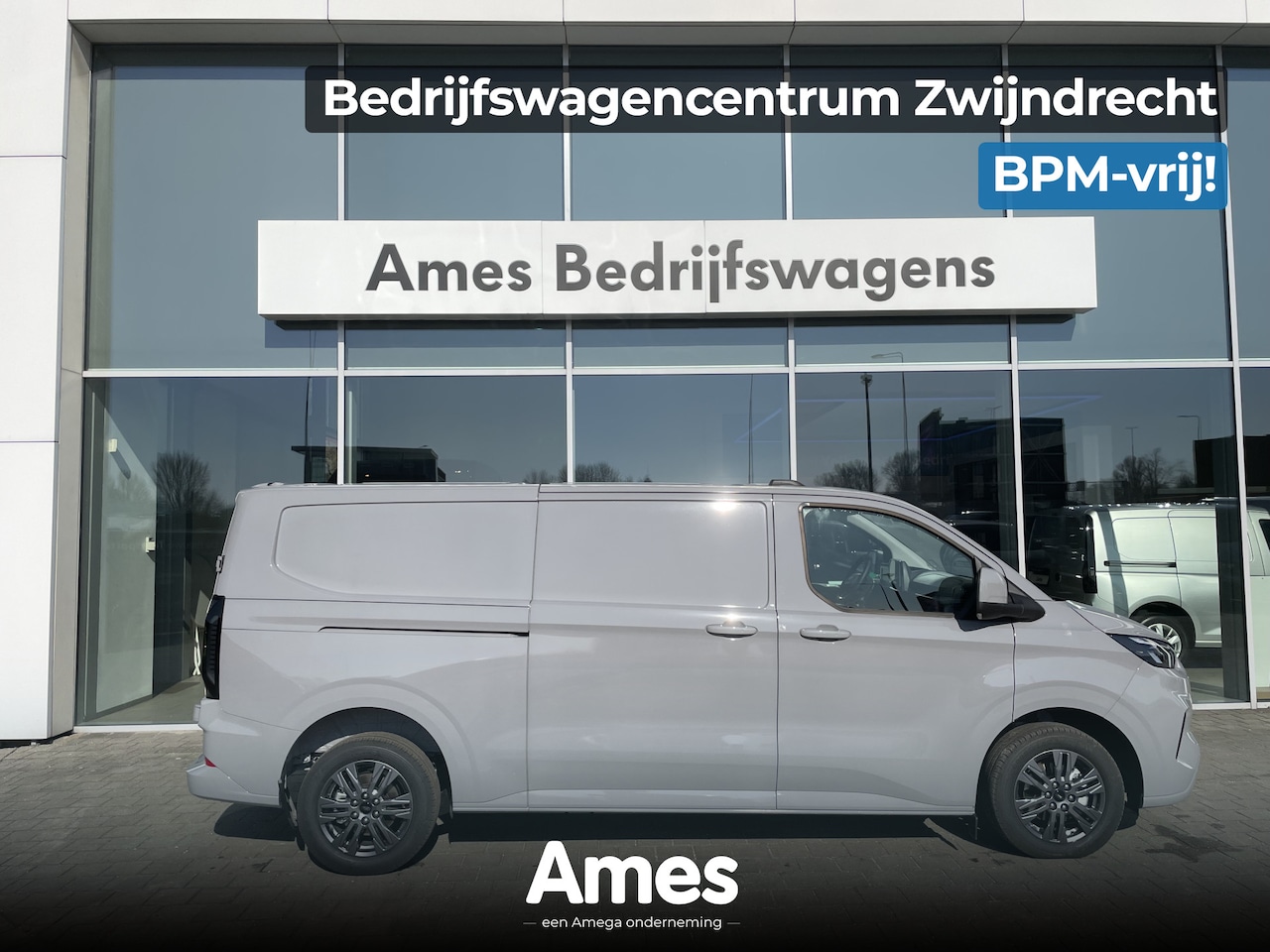 Ford Transit Custom - 300 2.0 TDCI L2H1 Limited 150PK handgeschakeld - AutoWereld.nl