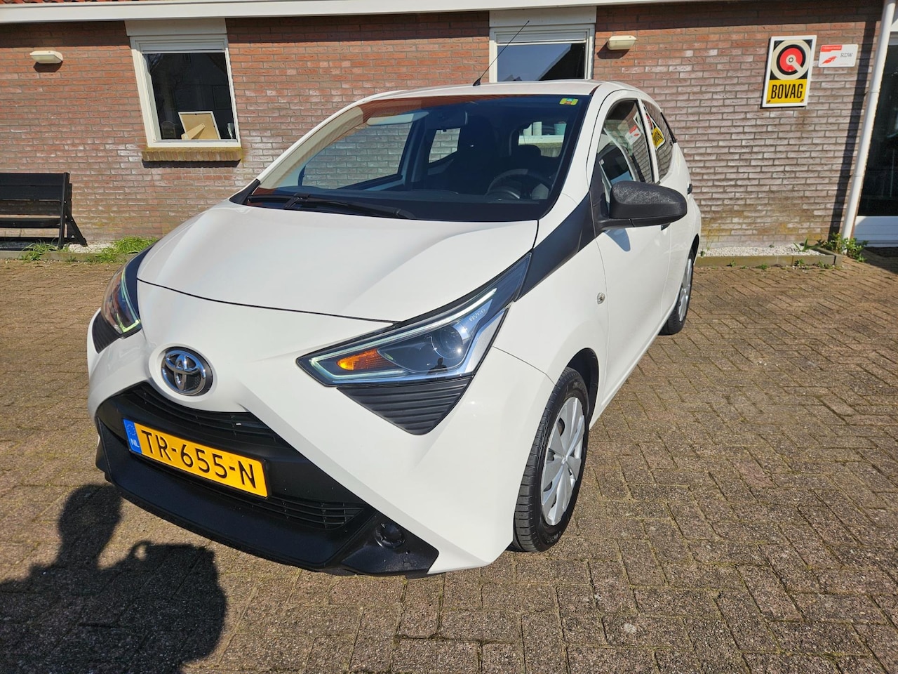 Toyota Aygo - 1.0 VVT-i x-fun 1.0 VVT-i x-fun - AutoWereld.nl