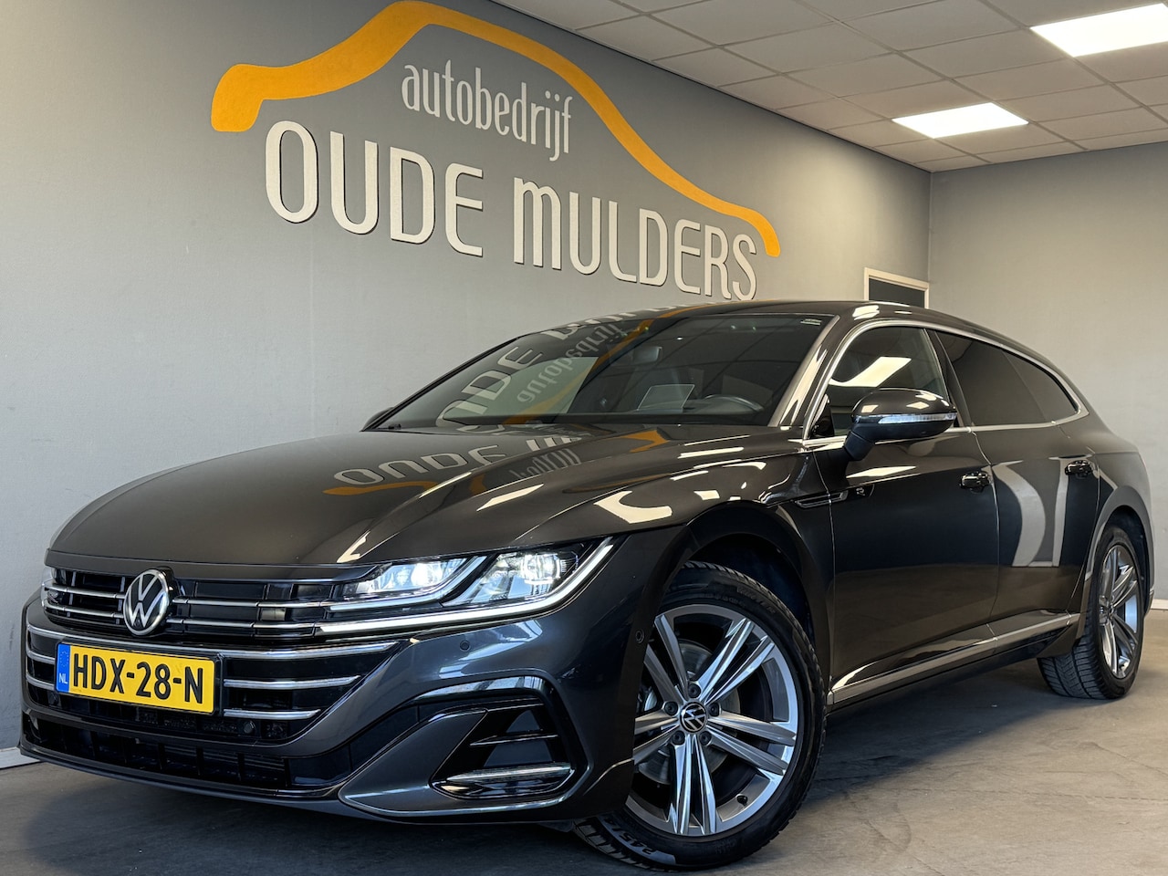 Volkswagen Arteon Shooting Brake - 1.4 TSI eHybrid R-Line 360° Camera/Trekhaak/Massagestoel - AutoWereld.nl