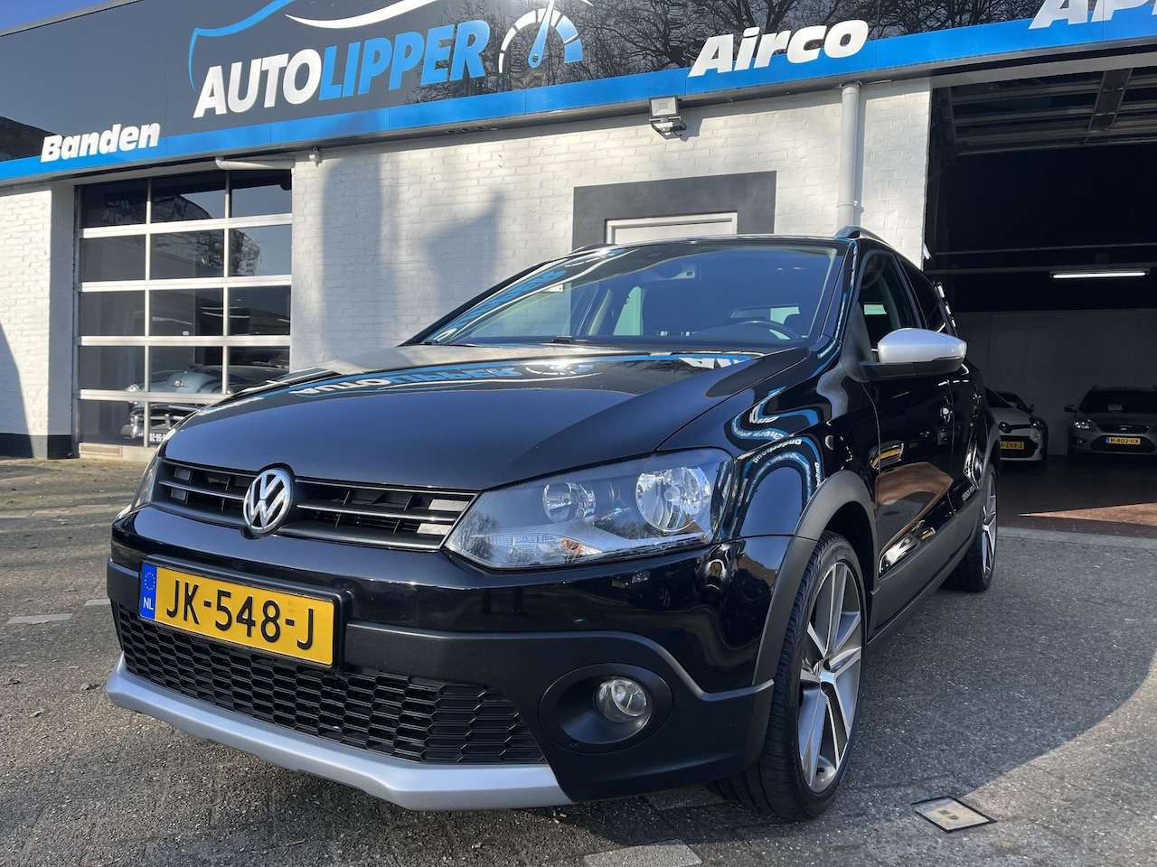 Volkswagen Polo - 1.2 TSI Cross /Lm velgen/all season banden/Trekhaak - AutoWereld.nl