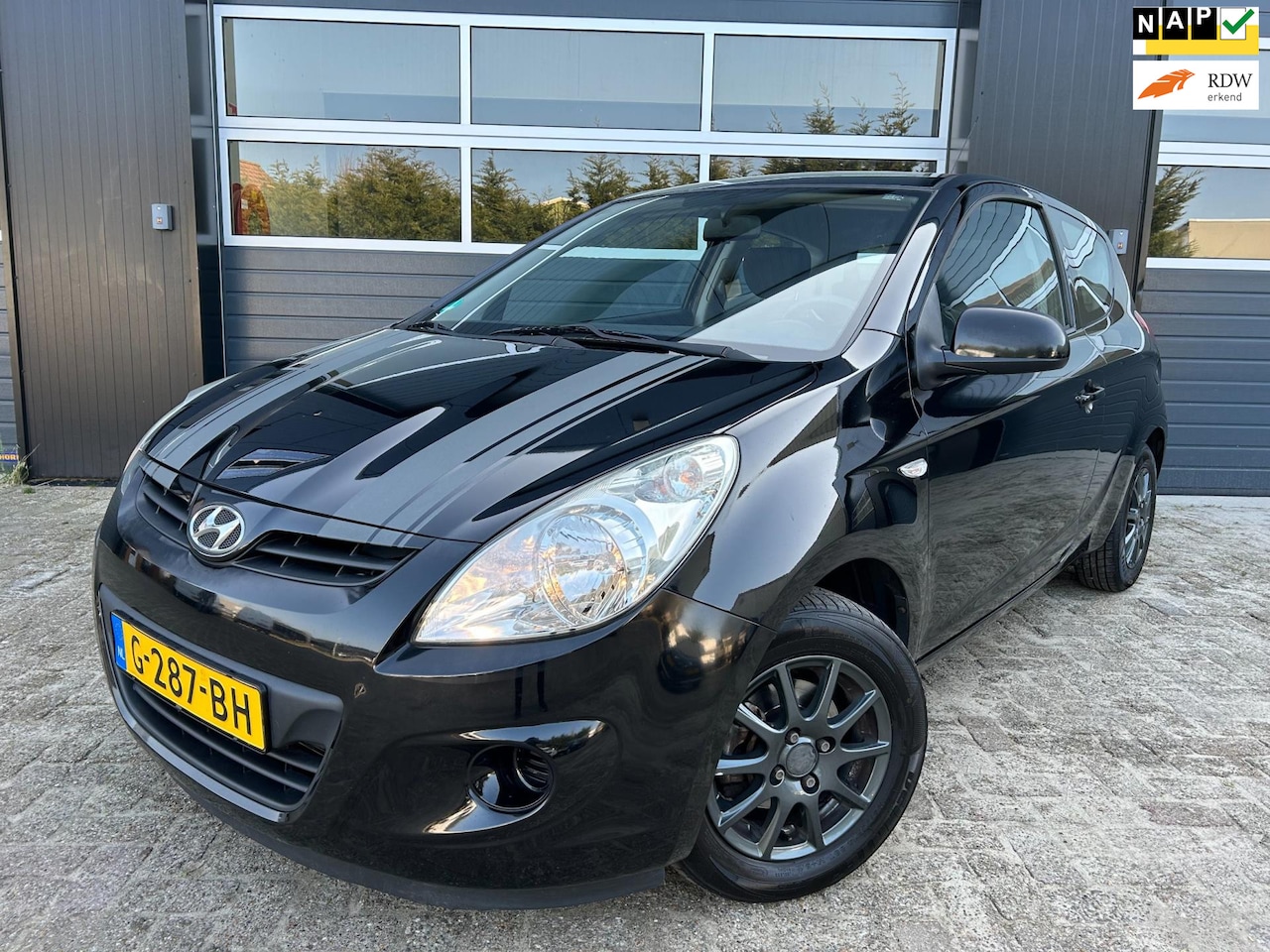 Hyundai i20 - 1.2i i-Motion|Airco|Multimediasysteem!| - AutoWereld.nl