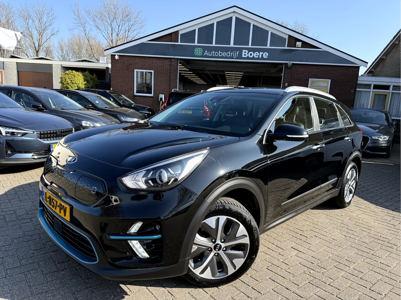 Kia e-Niro - DynamicLine 64 kWh 3-Fase, Navi, Camera, Carplay, DAB - AutoWereld.nl