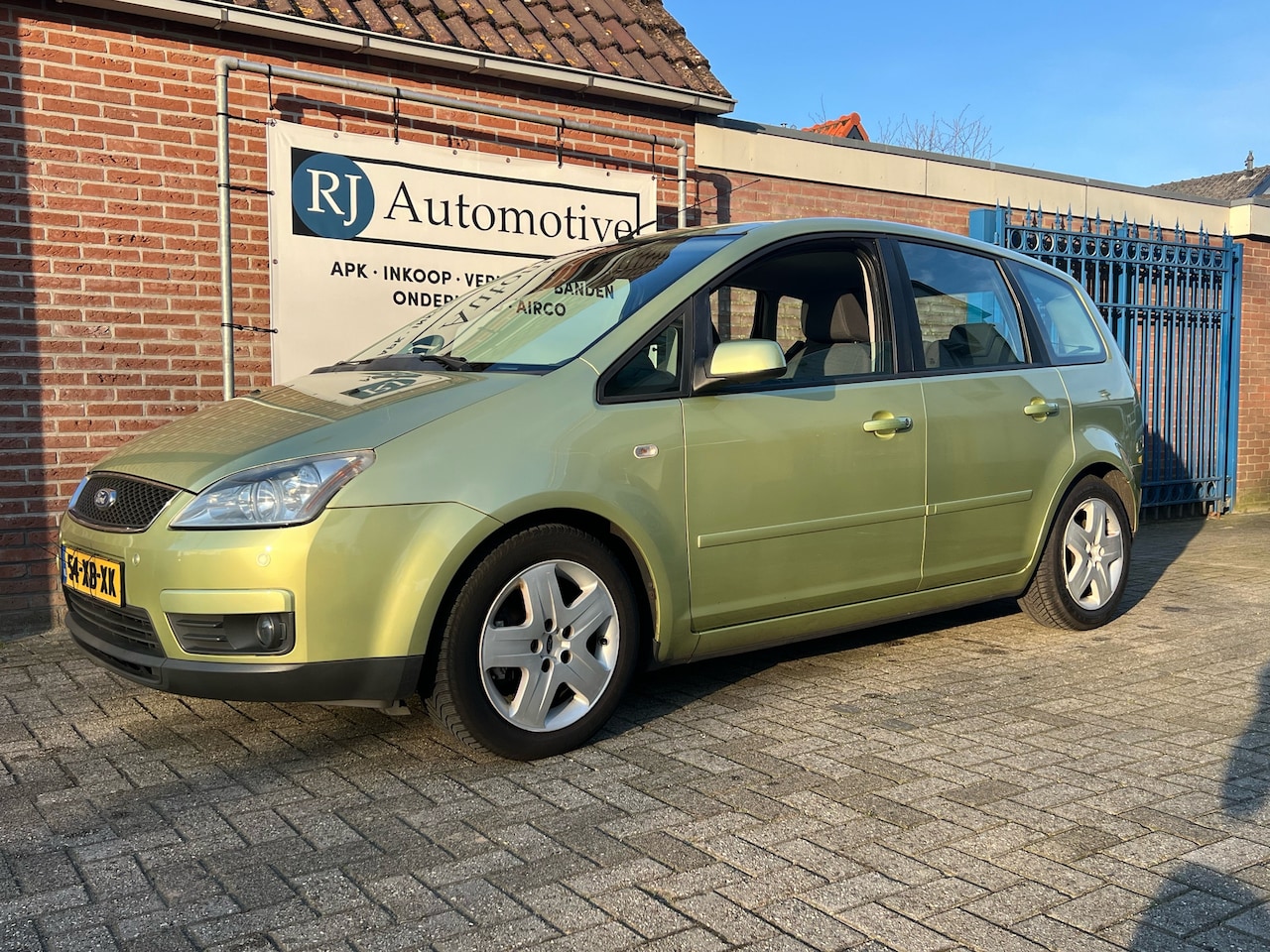 Ford Focus C-Max - 1.6-16V Futura APK/NAP/CLIMA - AutoWereld.nl