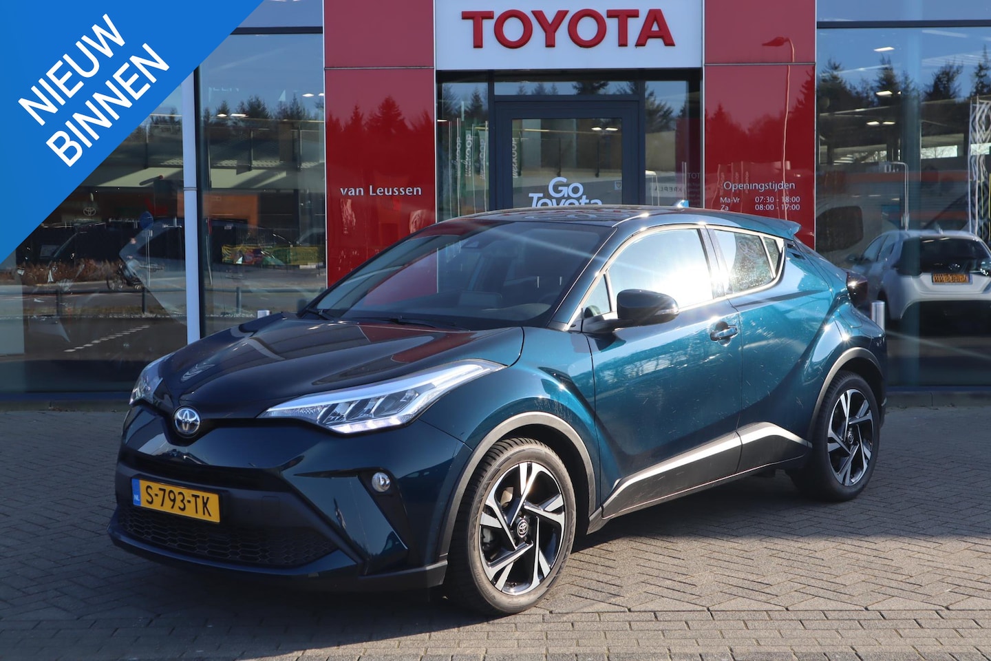 Toyota C-HR - 1.8 Hybrid Dynamic 1.8 HYBRID DYNAMIC - AutoWereld.nl