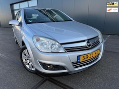 Opel Astra - 1.8 Executive - Cruise control - Airco - NAP