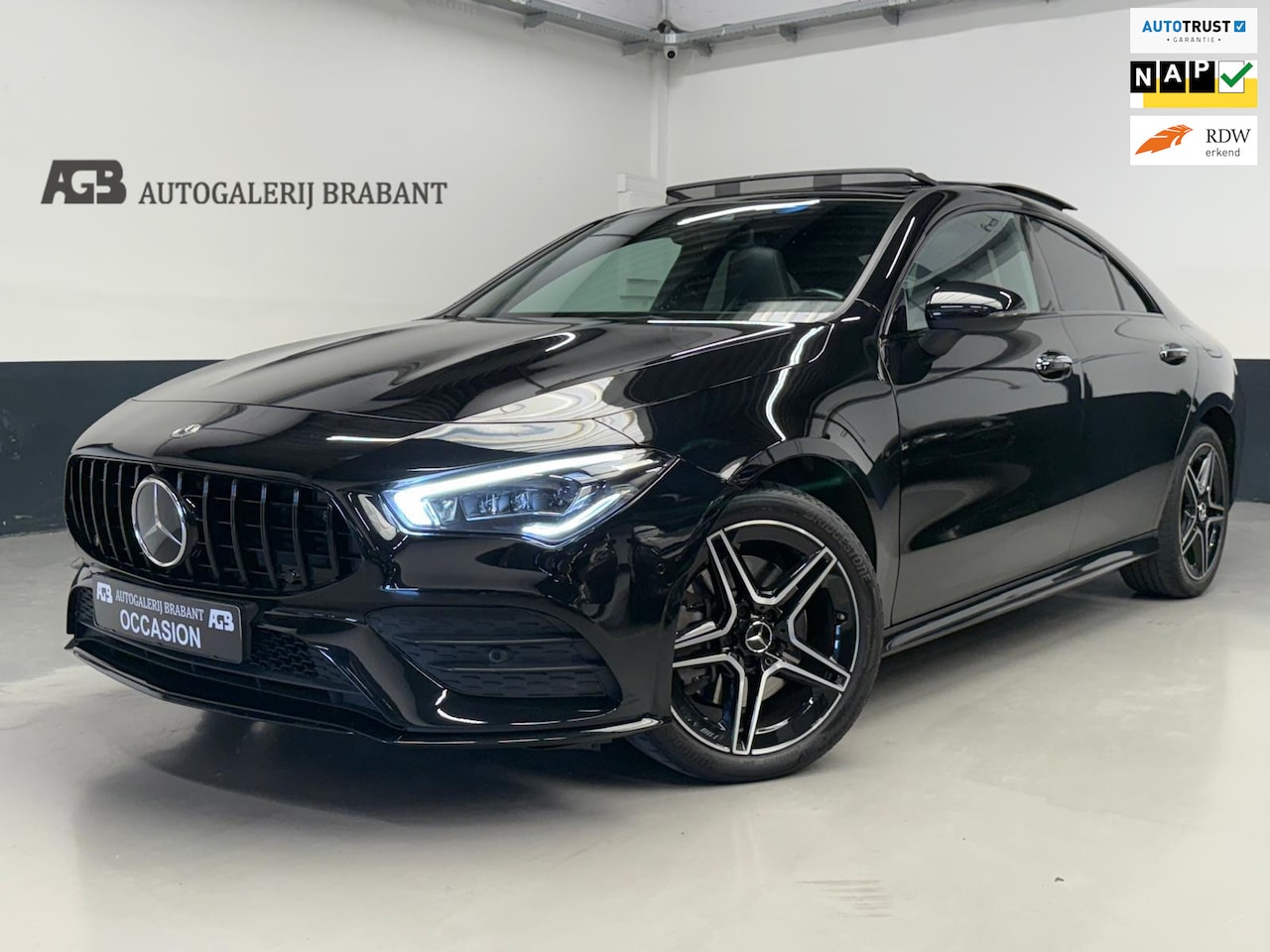 Mercedes-Benz CLA-Klasse - 250 e Premium Plus /AMG/PANO/AMBIANCE/ - AutoWereld.nl