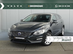 Volvo V60 - 150pk Momentum | Navi | Stoelverwarming | Park Assist | Trekhaak | Getint Glas | Verwarmba