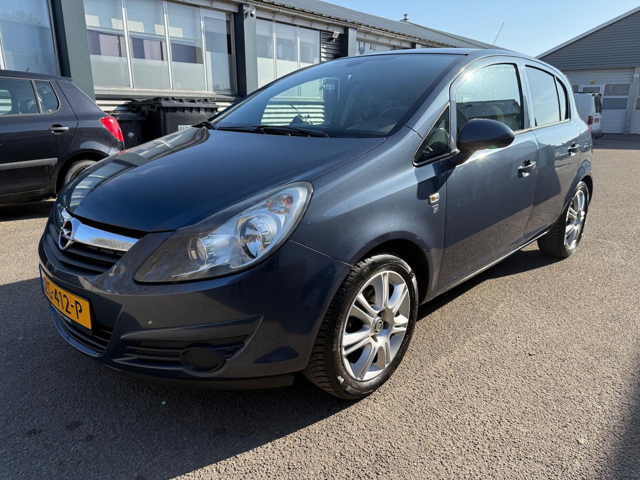 Opel Corsa - 1.4-16V Essentia 2010 Airco MOOIE AUTO - AutoWereld.nl