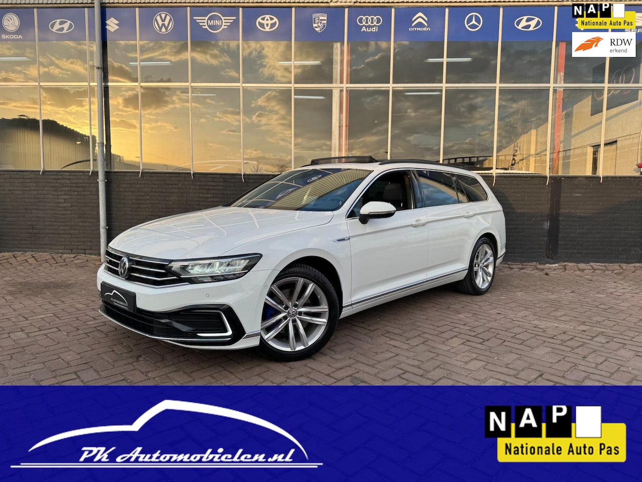 Volkswagen Passat Variant - 1.4 TSI PHEV GTE Business **MASSAGE + CAMERA + THAAK** - AutoWereld.nl