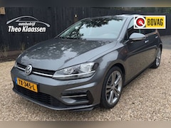 Volkswagen Golf - 1.5 TSI Highline Business R