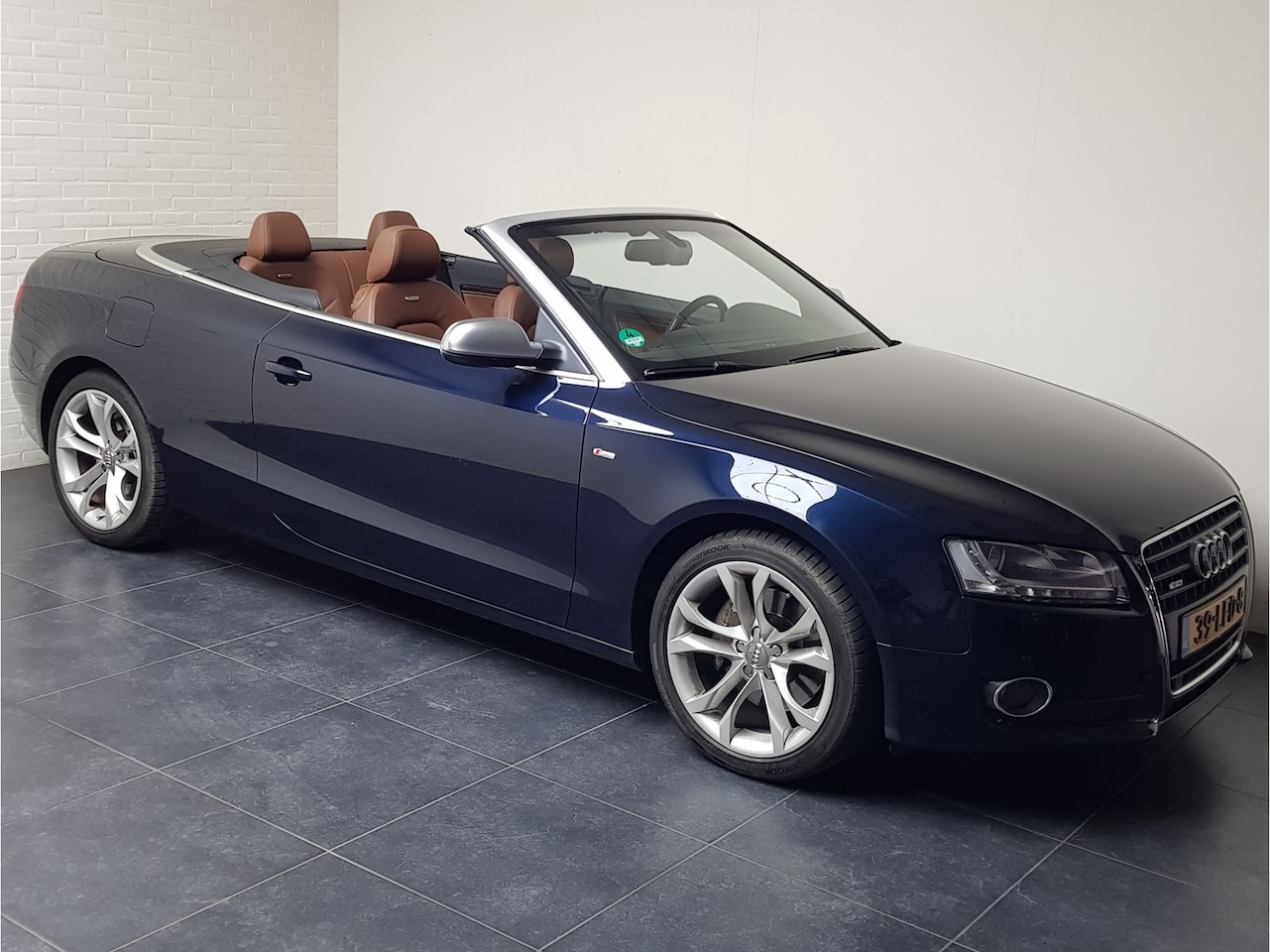 Audi A5 Cabriolet - 2.0 T Aut 211Pk Leder Sportint Modificatie Xenon - AutoWereld.nl