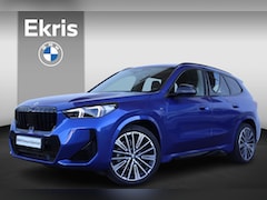 BMW X1 - xDrive23i M Sportpakket/ Panoramadak/ Innovationpack/ Elektrisch wegklapbare trekhaak/ Har