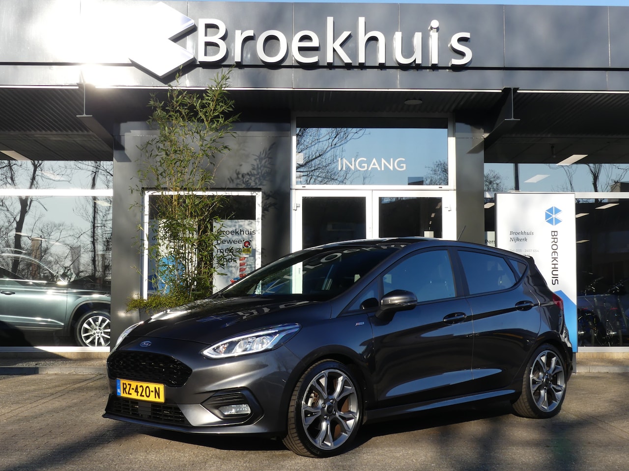 Ford Fiesta - 1.0 EcoBoost 100PK ST-Line | TREKHAAK | NAVI | CLIMATE CONTROL | 18" LMV | - AutoWereld.nl