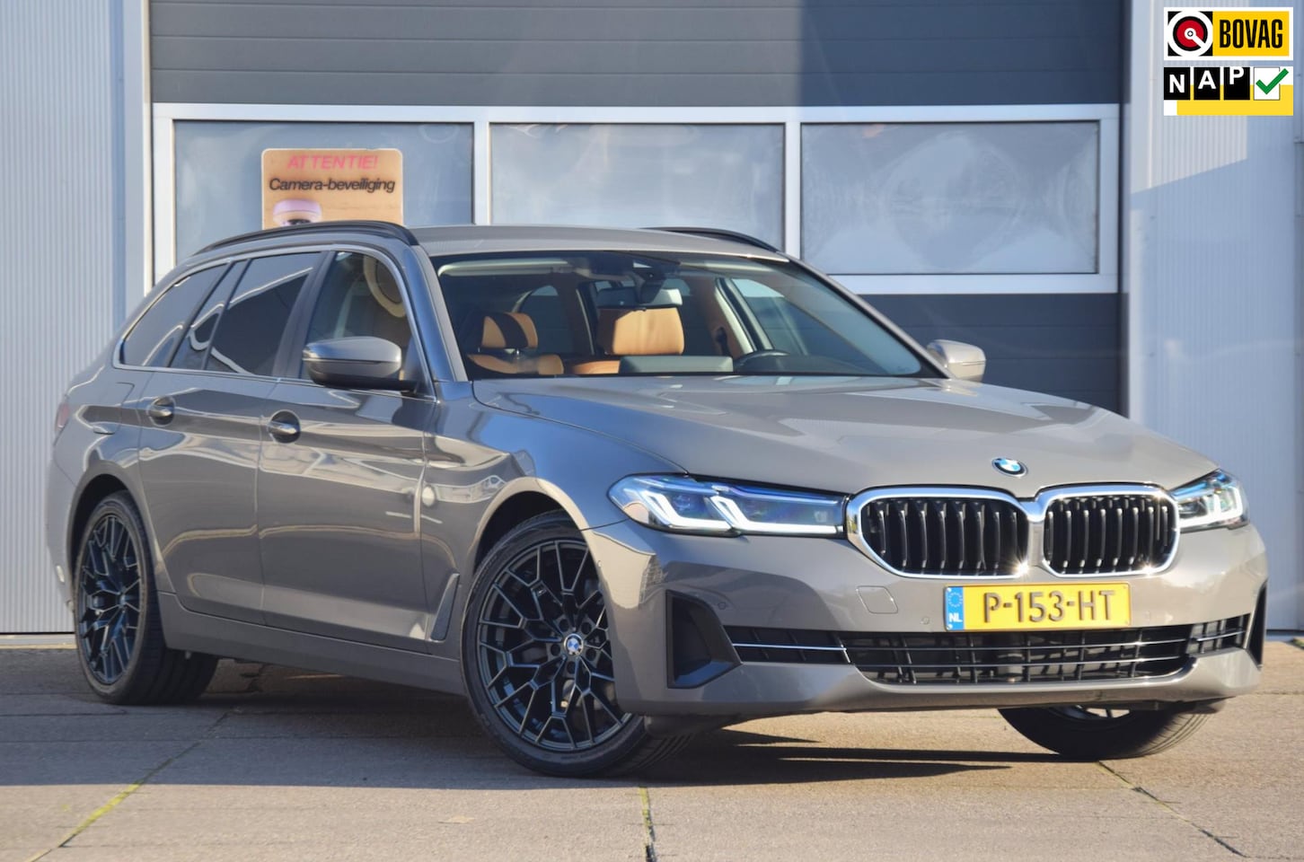 BMW 5-serie Touring - 520i Business Edition Plus MEERPRIJS 19” BREEDSET 1.750 EURO - AutoWereld.nl