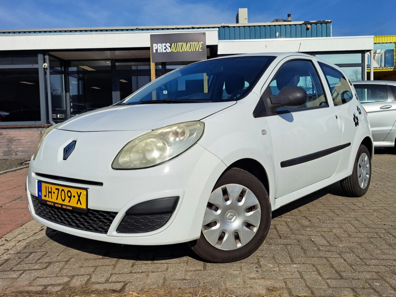 Renault Twingo - 1.2 Acces |AIRCO|CDV|ELEKTRISCHE RAMEN - AutoWereld.nl