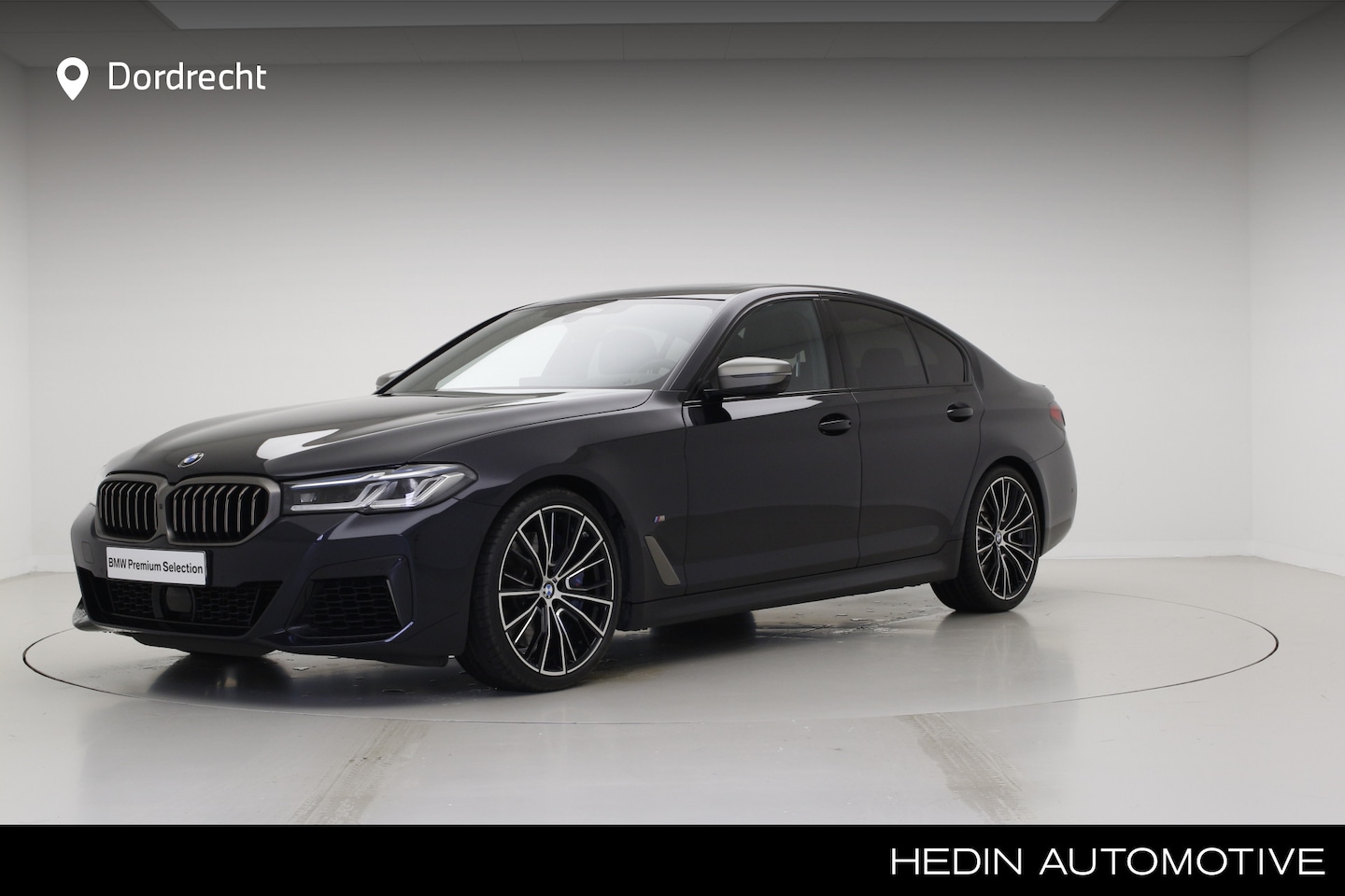 BMW 5-serie - Sedan M550i xDrive | LCi | High Exe | Soft Close | Schuif-/Kanteldak | Getint Glas | Harma - AutoWereld.nl