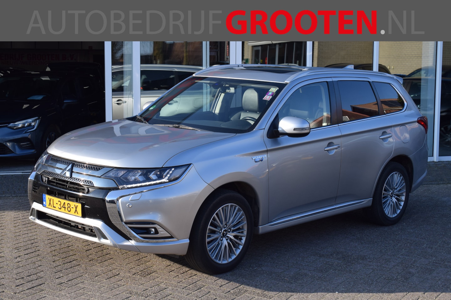 Mitsubishi Outlander - 2.4 PHEV Intense 2.4 PHEV Intense+ - AutoWereld.nl