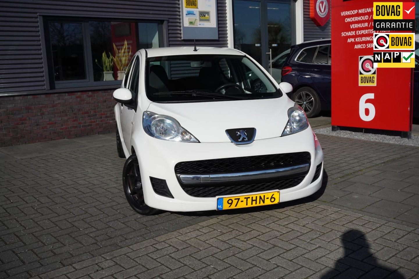 Peugeot 107 - 1.0-12V XR: Airco; 5-Deurs - AutoWereld.nl