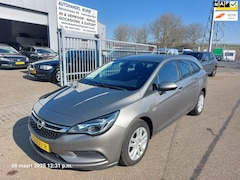 Opel Astra Sports Tourer - 1.6 CDTI Edition/