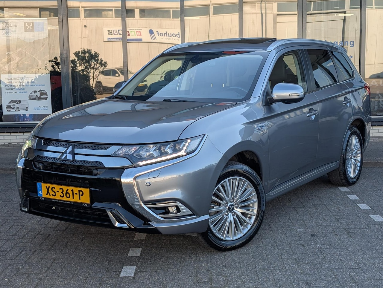 Mitsubishi Outlander - 2.4 PHEV Intense 2.4 PHEV Intense+ - AutoWereld.nl