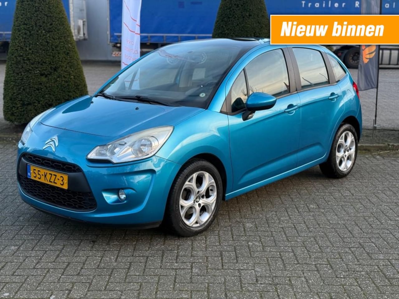 Citroën C3 - 1.4 VTI EXCLUSIVE / CRUISE / PDC ACHTER / BT / PANO VOORRUIT - AutoWereld.nl