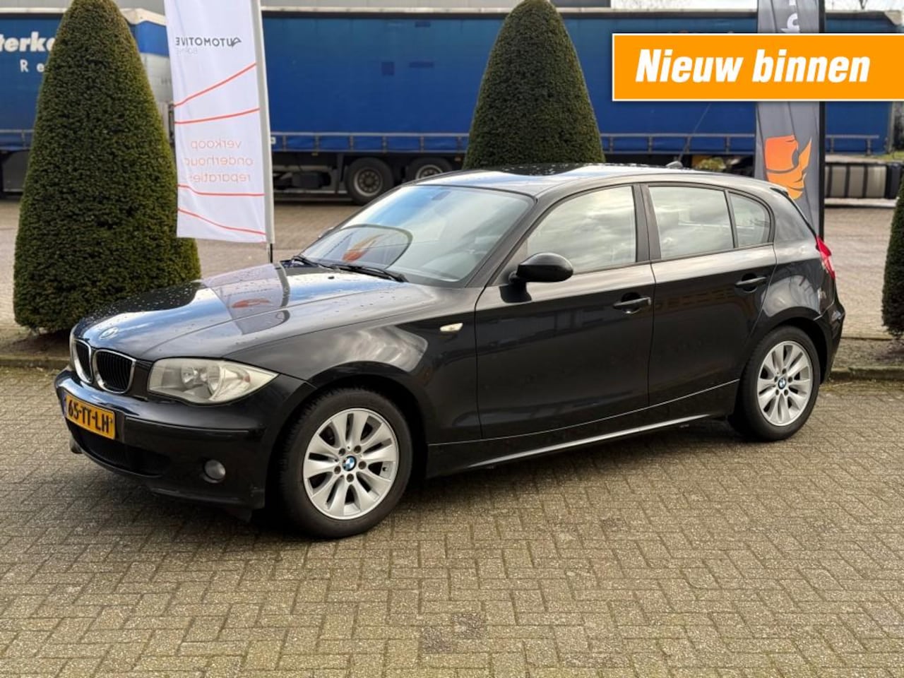 BMW 1-serie - 116I BUSINESS LINE / 5 DEURS / AIRCO / 16 INCH - AutoWereld.nl