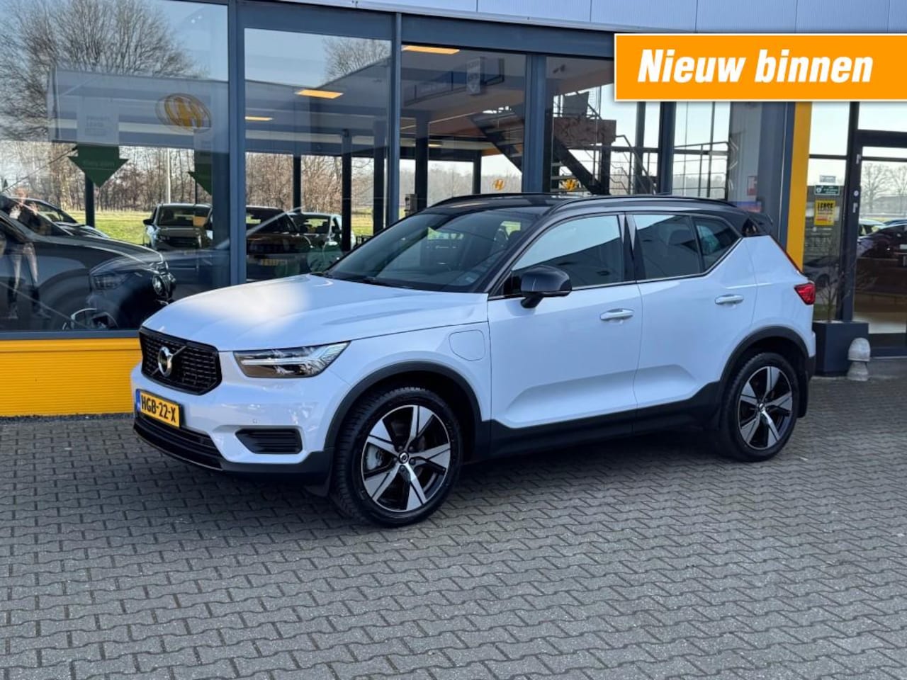 Volvo XC40 - 1.5 T4 Recharge R Design - camera - Navi - AutoWereld.nl