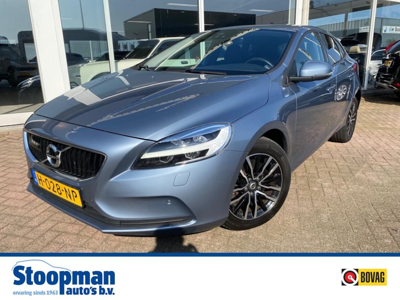 Volvo V40 - 1.5 T3 Inscription AUT. Clima Cruise Navi 87.053km 1e eig. - AutoWereld.nl