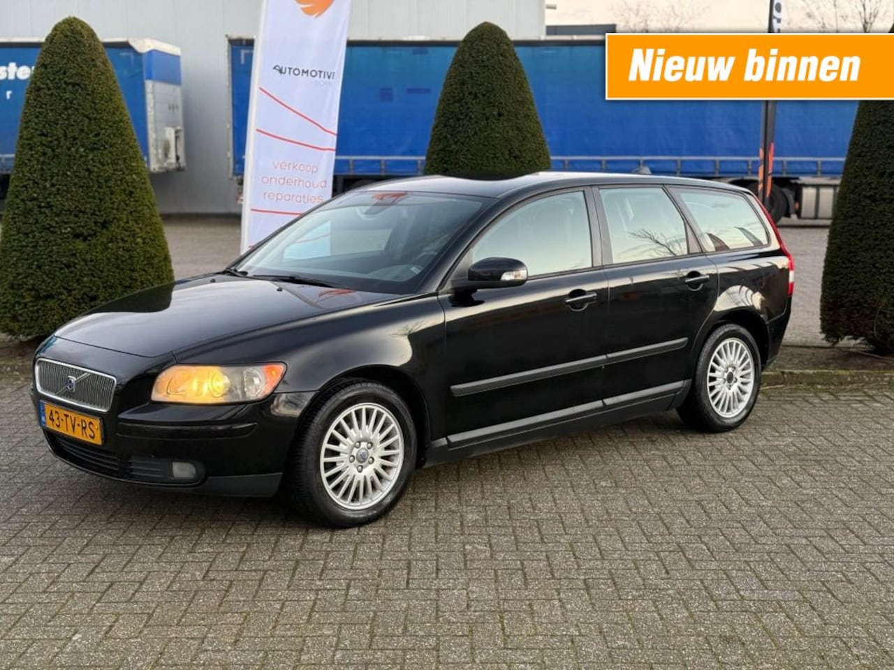 Volvo V50 - 2.0 EDITION I / AUTO AIRCO / CRUISE / TREKHAAK - AutoWereld.nl