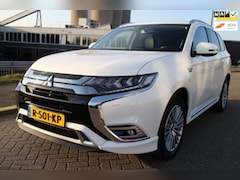 Mitsubishi Outlander - 2.4 PHEV S-Edition_HALF LEDER_CAMERA_NETTE AUTO