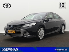 Toyota Camry - 2.5 Hybrid Executive | Camera | Parkeersensoren | Navigatie | Dodehoek Ass. | LM velgen |