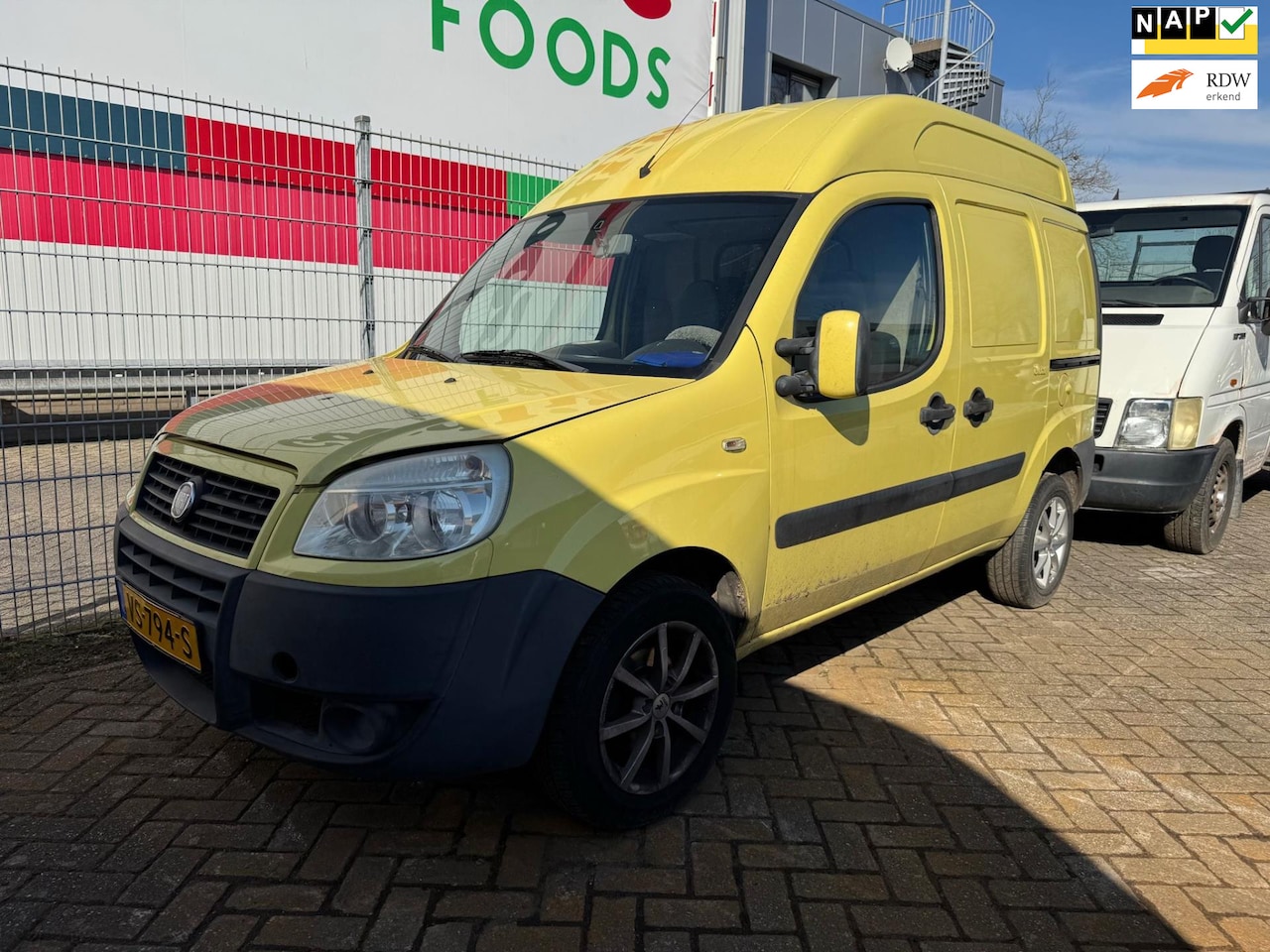 Fiat Doblò - 1.4 Comfort MOTOR DEFECT - AutoWereld.nl