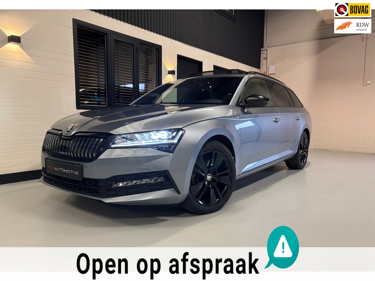 Skoda Superb Combi - 1.4 TSI iV 218 PK | Sportline | Pano | Chrystal Lighting | Sportstoelen | Memory | Keyless - AutoWereld.nl