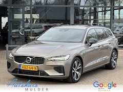 Volvo V60 - 2.0 T8 Twin Engine AWD R-Design/Automaat/Camera/Panoramadak Trekhaak(wegklapbare)