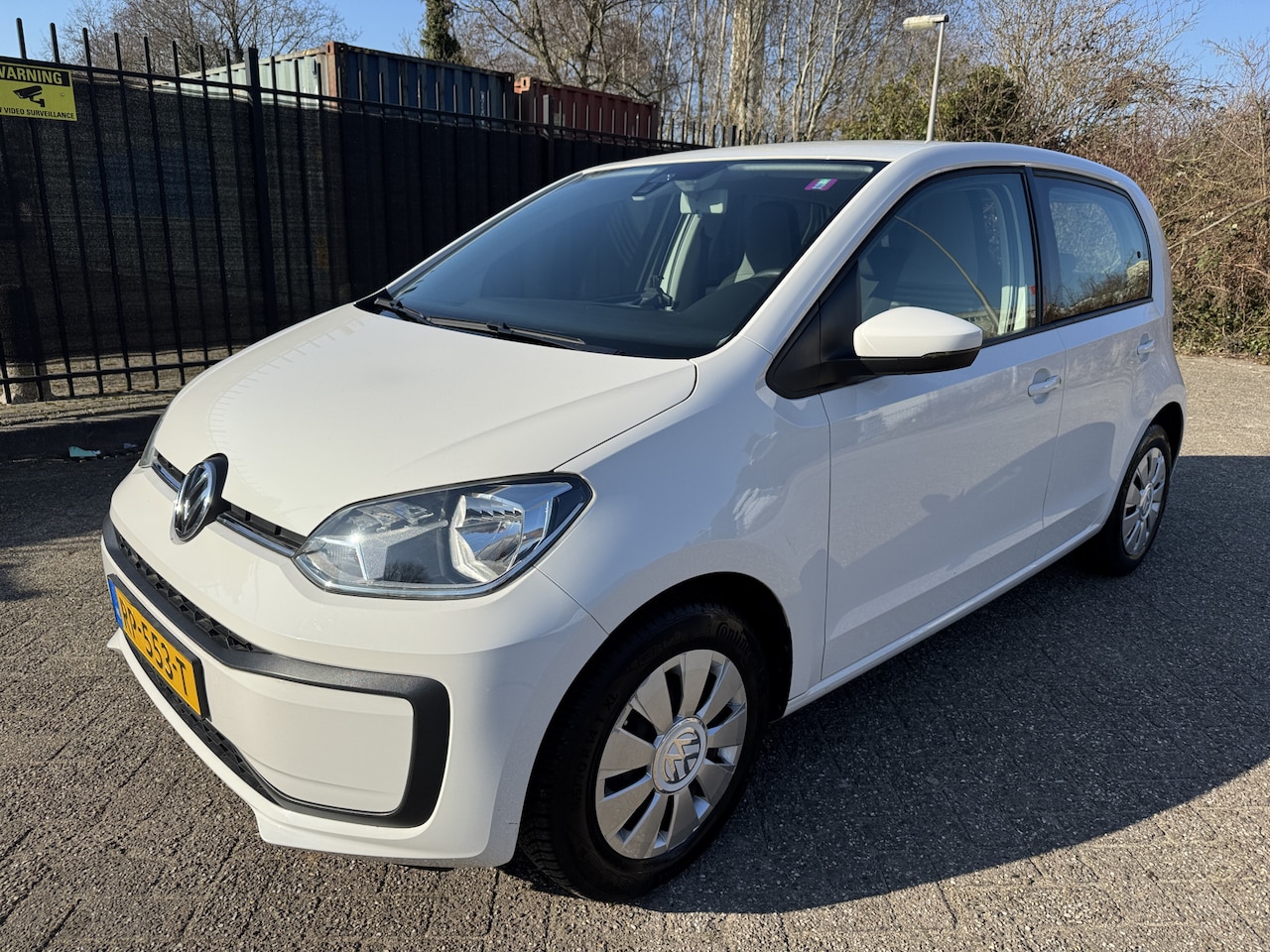 Volkswagen Up! - 1.0 BMT move up! 5 Drs Airco - AutoWereld.nl