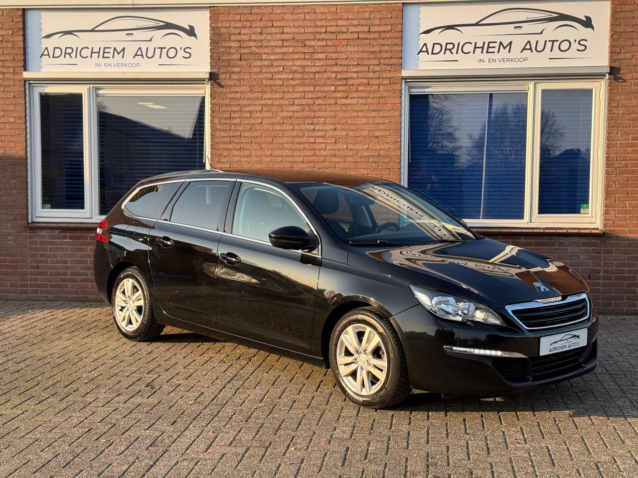 Peugeot 308 SW - 1.6 BlueHDI Blue Lease Pack 1.6 BlueHDI Blue Lease Pack - AutoWereld.nl