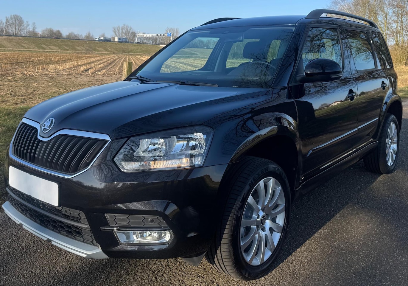 Skoda Yeti - 1.4 TSI Ambition 2015 AUTOMAAT CLIMA NAVI CRUISE DEALER ONDERHOUDEN - AutoWereld.nl