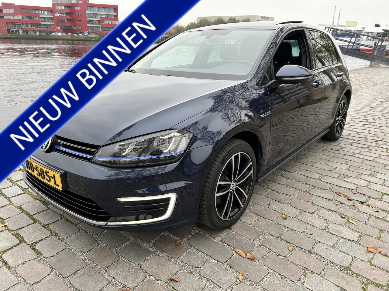 Volkswagen Golf - 1.4 TSI GTE panodak navi airco/ecc - AutoWereld.nl