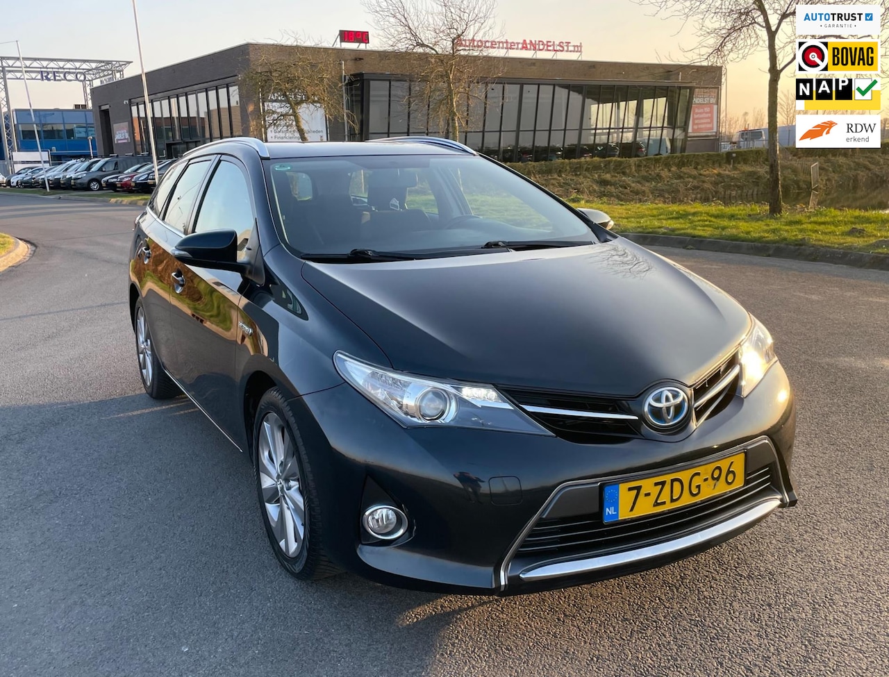 Toyota Auris Touring Sports - 1.8 Hybrid Executive 1.8 Hybrid Executive, Trekhaak, Cam, Cruise, Aut, Dealer oh! - AutoWereld.nl