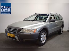 Volvo XC70 - 2.5 T 210pk AWD Momentum Trekhaak 1800kg/ Stoelverw./ Spoiler