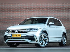 Volkswagen Tiguan - 1.4 TSI eHybrid R-Line, Carplay, Trekhaak, Stoel & Stuurverwarming, Matrix LED, Alcantara,