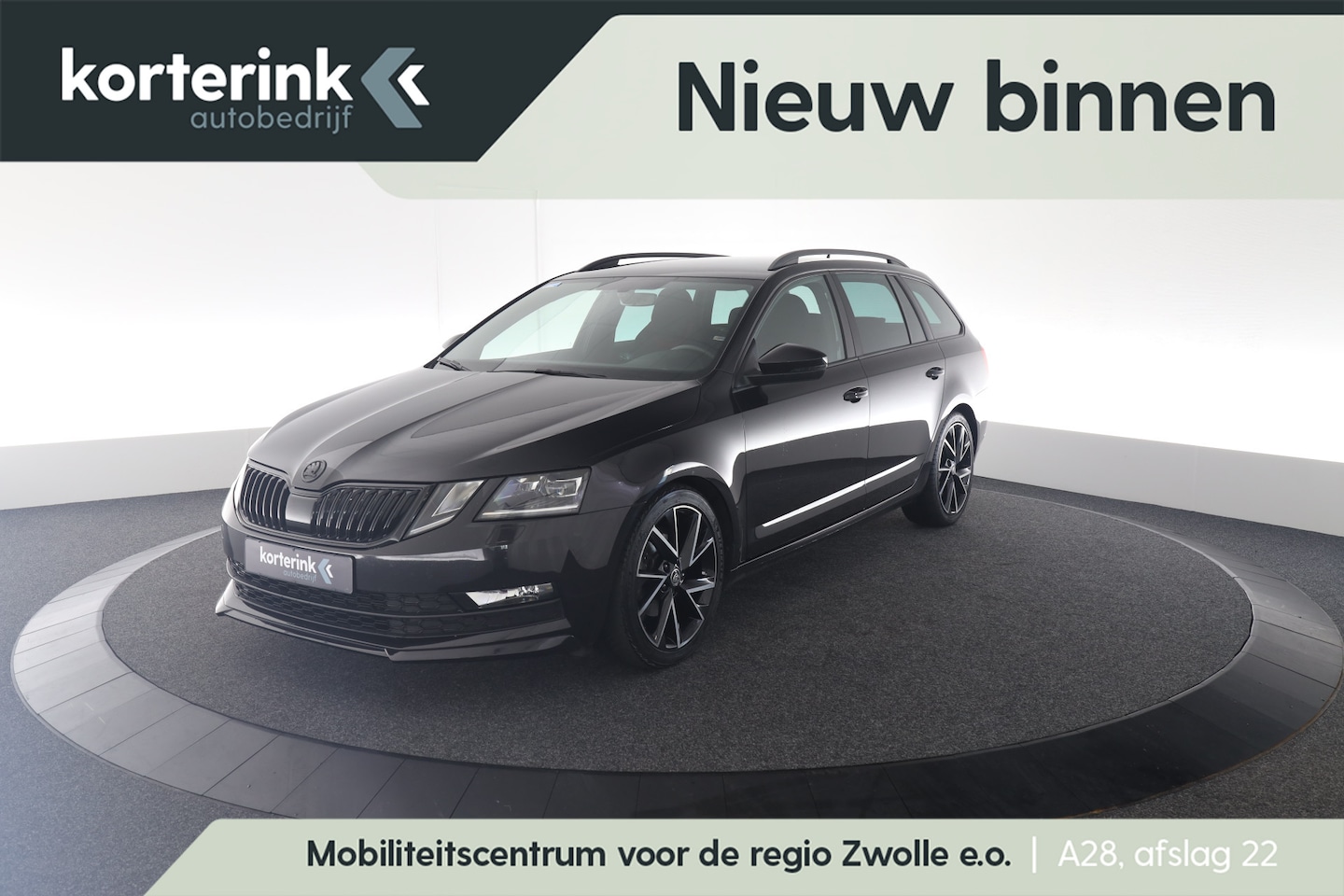 Skoda Octavia Combi - 1.5 TSI Greentech Sport Business | Trekhaak | 18 Inch | Camera - AutoWereld.nl