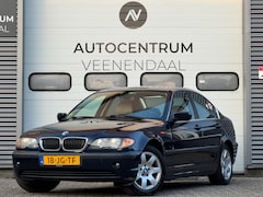 BMW 3-serie - 320i Executive AUT 6-Cilinder LEDER/CRUISE