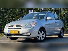 Hyundai Accent - 1.4i Dynamic|NAP|NweAPK|Airco|CentraleDVG|