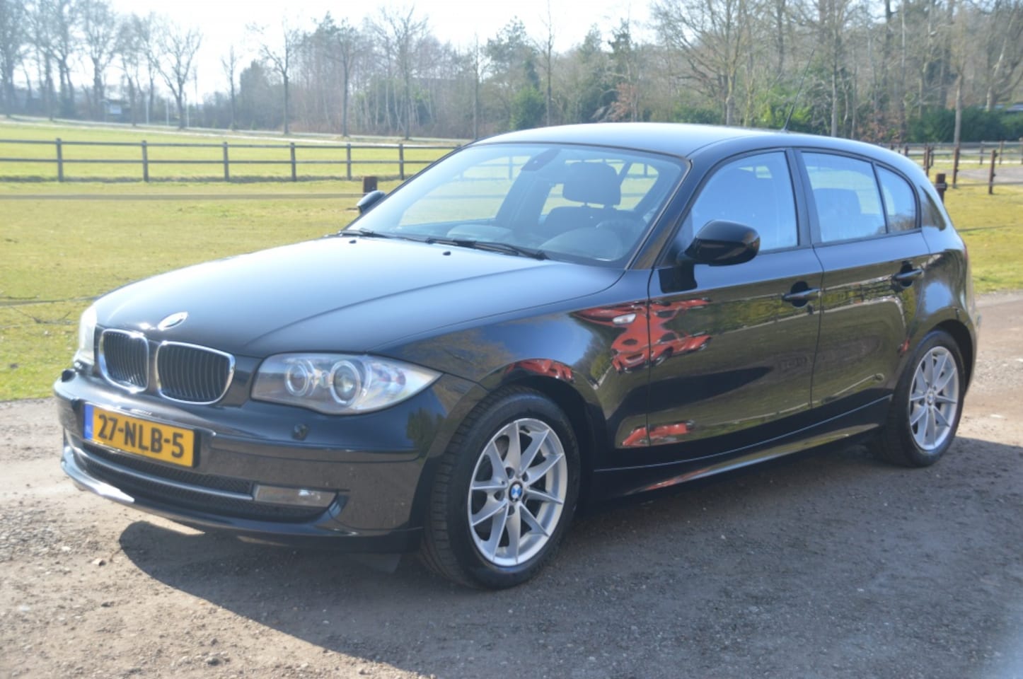 BMW 1-serie - 116i EffDyn.BnsL.Ed. Zwart Clima Navi Xenon - AutoWereld.nl