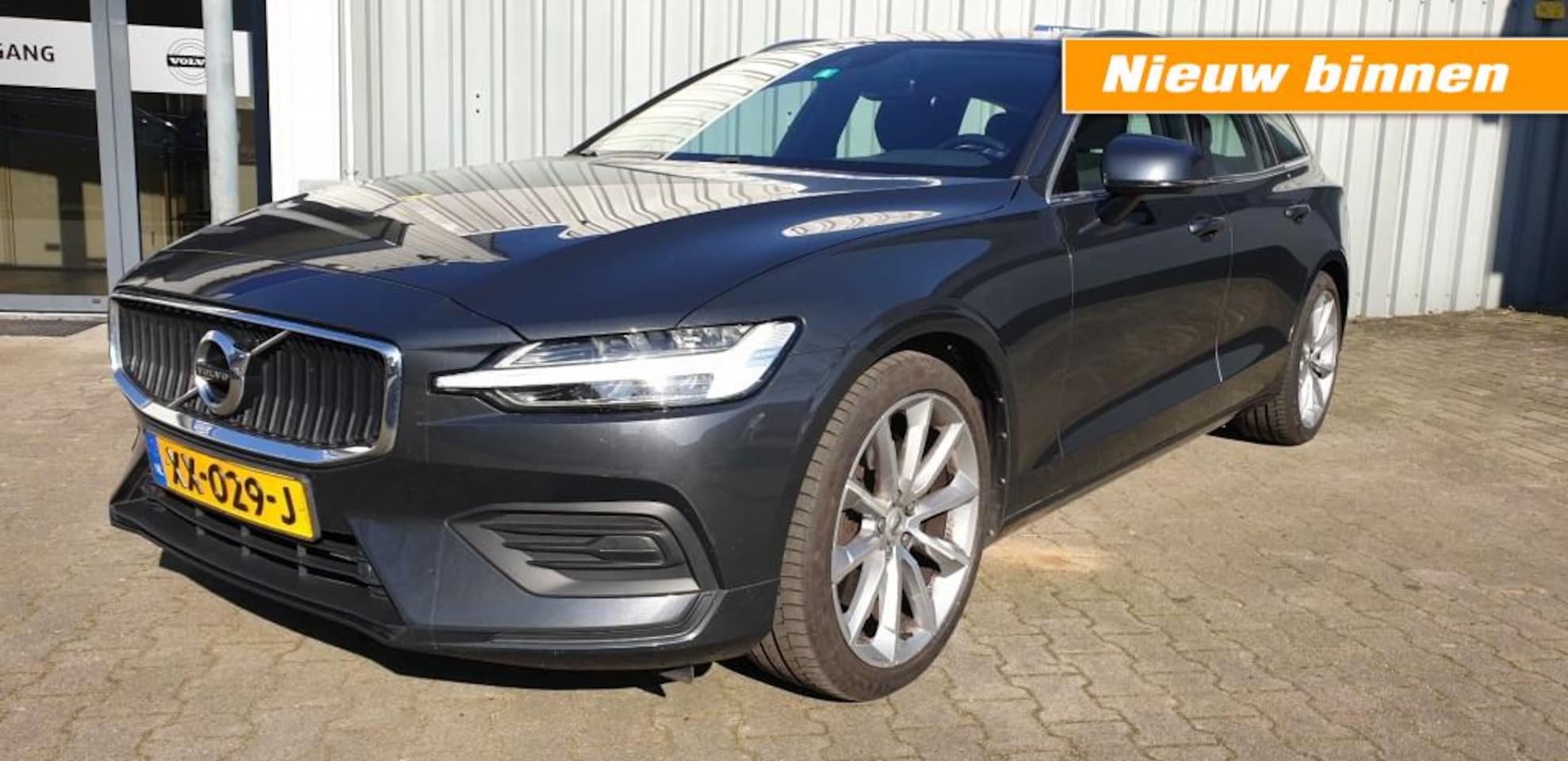 Volvo V60 - 2.0 T5 Momentum 2.0 T5 MOMENTUM - AutoWereld.nl