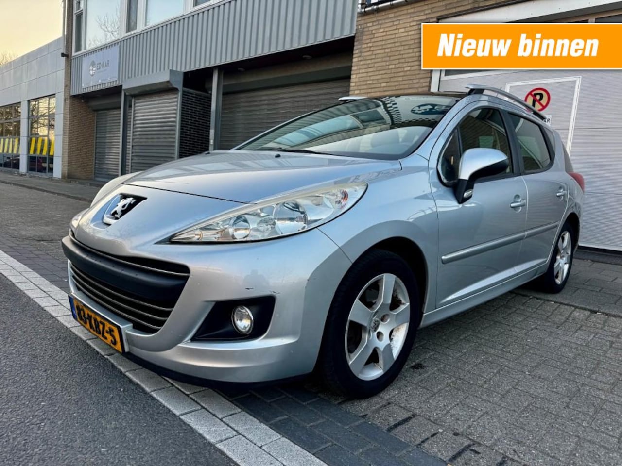 Peugeot 207 - SW 1.6 VTi Première CLIMA NAVI PANO LMV NAP APK - AutoWereld.nl